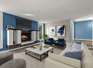 13701 Nicollet Ave APT 204, Burnsville, MN 55337