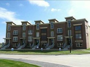 496 Bluestem Cir, West Des Moines, IA 50266