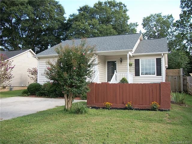 1st image of 1209 Hooper Ave #32