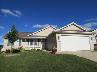1301 Koudsi Blvd NW, Cedar Rapids, IA 52405