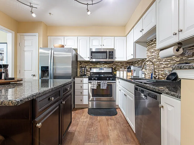 18744 Harmony Woods Ln — Photo 2