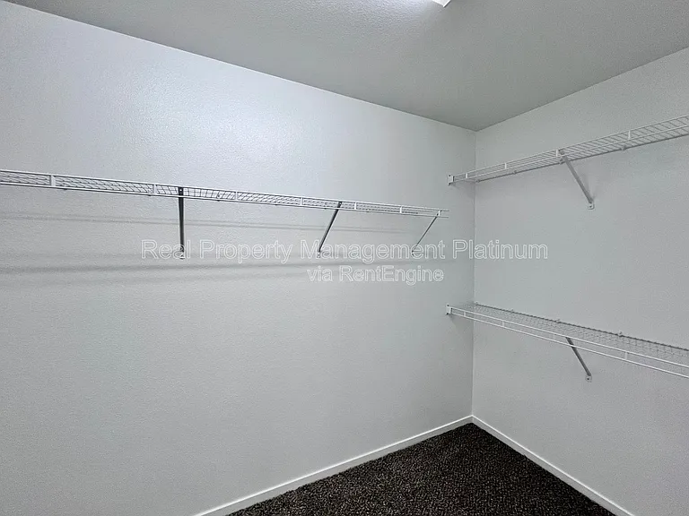 6054 E Hampton Way — Photo 21
