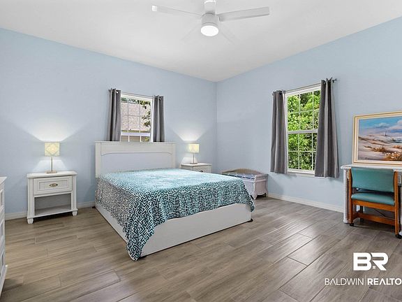 3rd image of 13751 Fish River Acres Cir