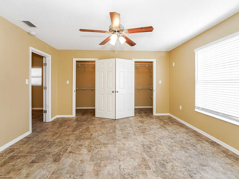 1539 Lafayette Ave — Photo 13