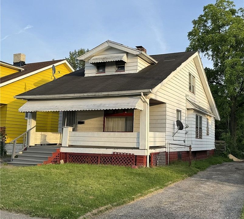 1st image of 12504 Benwood Ave