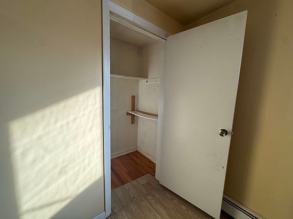 5th image of 90 Roosevelt Ave #2