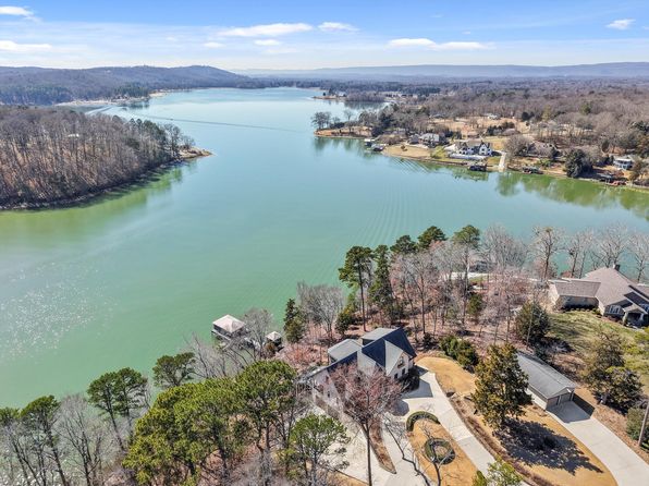 8906 Prairie Schooner Cir, Soddy Daisy, TN 37379