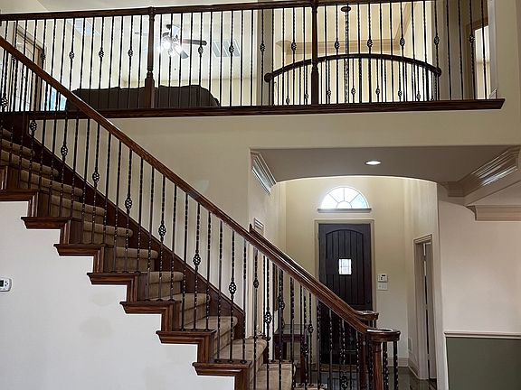 3rd image of 2314 Salisbury Ct