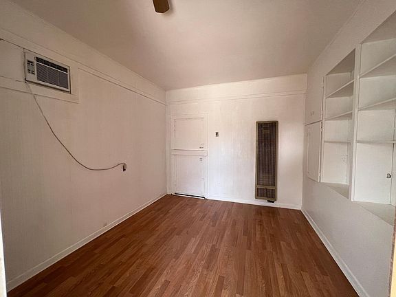 5th image of 207 W Bland St