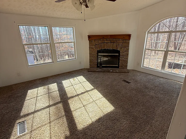 1308 Lees Mill Park Rd — Photo 9