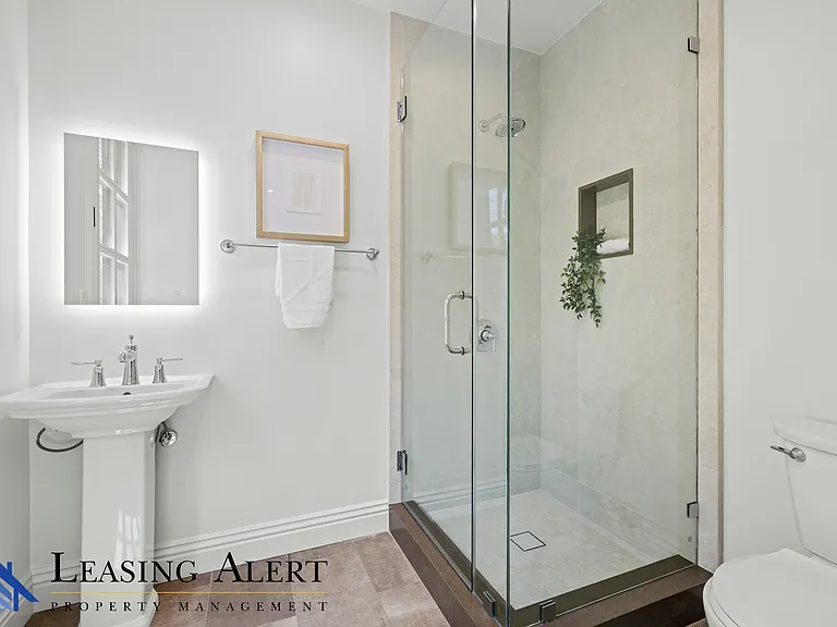 5012 Gerald Ave — Photo 25