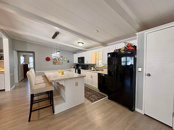 5th image of 3243 Pecan Trail