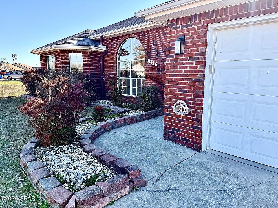 1st image of 8116 Heritage Woods Ln