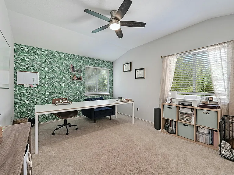2213 Hazen Ln — Photo 17