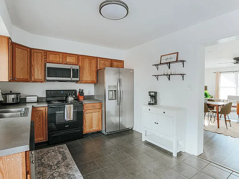 1511 Vine St — Photo 10