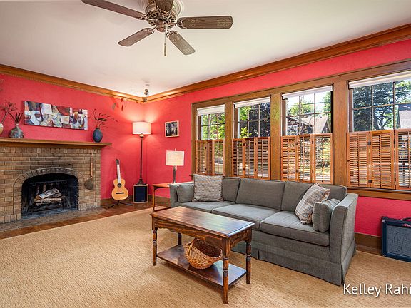5th image of 356 Scott Ave NW