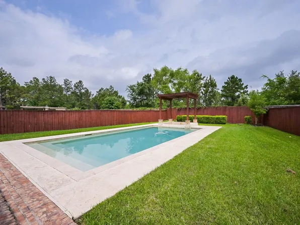 107 N Bacopa Dr, Spring, TX 77389