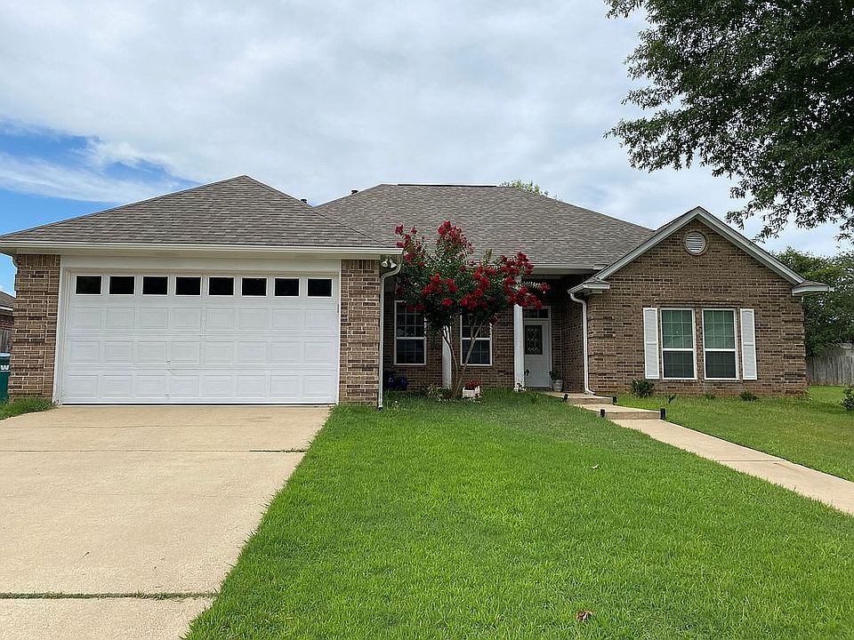 1st image of 7505 Palisades Dr