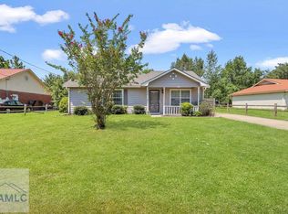 614 Honey Ridge Ln, Hinesville, GA 31313