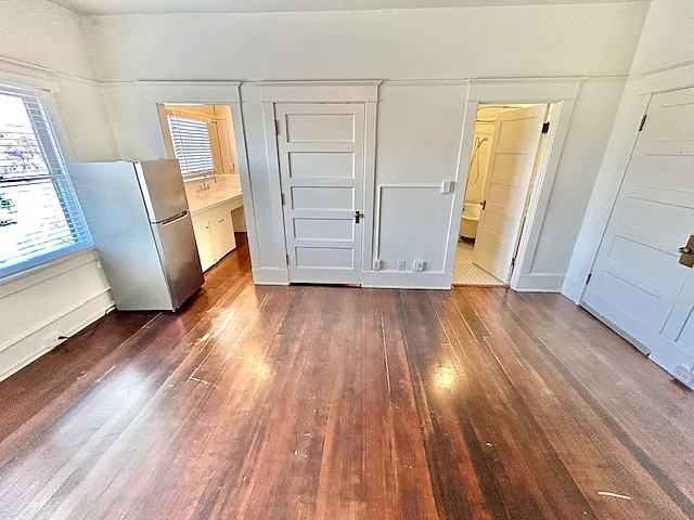 2004 C St #20 — Photo 9