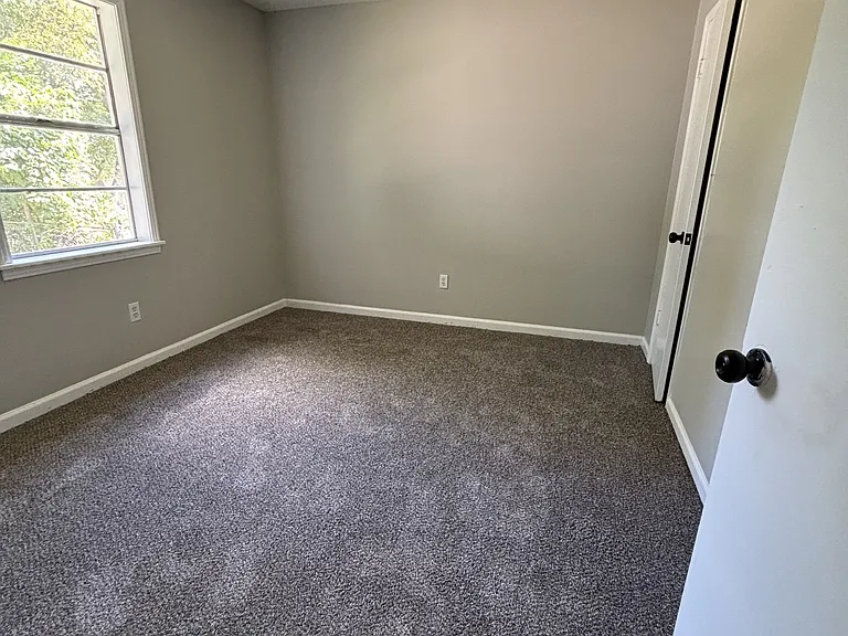 111 E Cherry St #1 — Photo 6