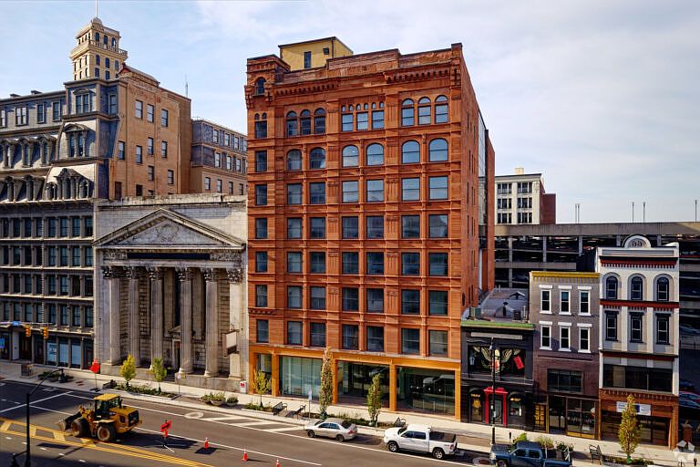 1st image of 39 State St