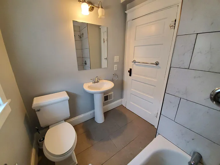 BEDROOM 3 PRIVATE BATH