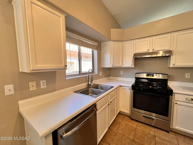 12188 N Kylene Canyon Dr — Photo 6