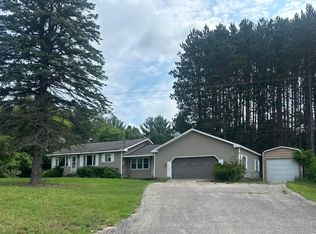 6902 210th Ave, Reed City, MI 49677