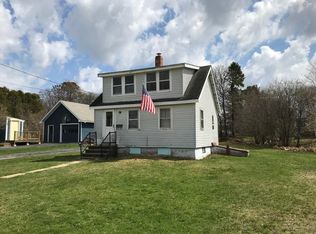 6 North St, Machias, ME 04654