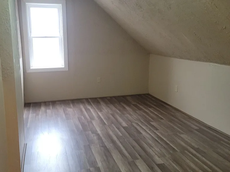 4005 Bell St #MAIN — Photo 4