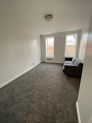 Rented by Oxford Property Group | media 19