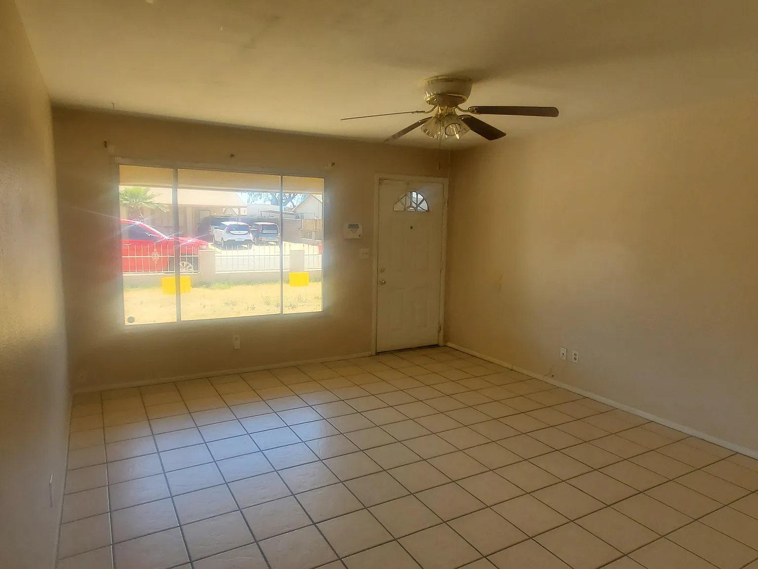 3 bed, 1400 sqft, $1,995 — Photo 3
