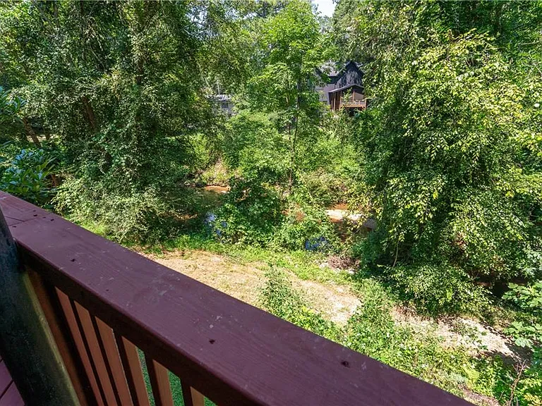 4260 Beverly Ln NE — Photo 21