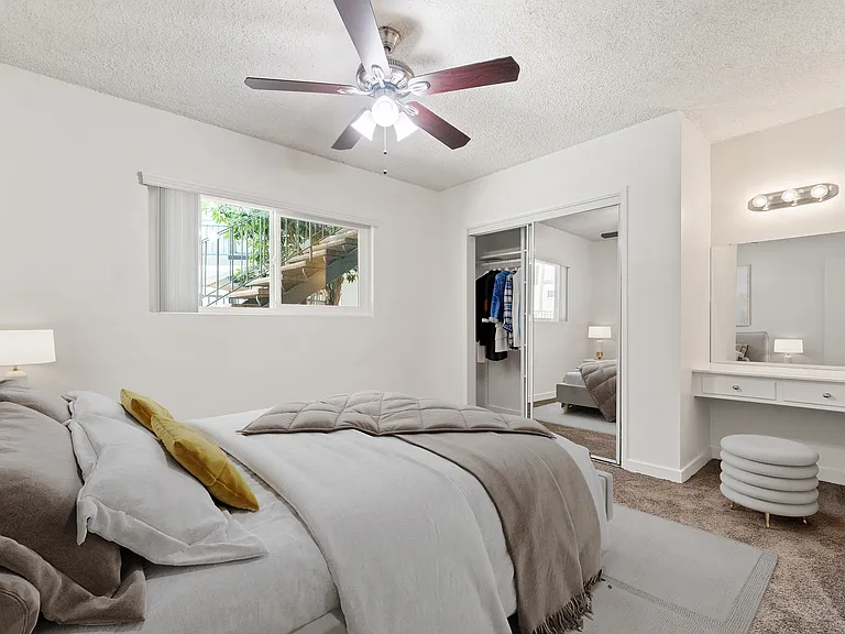 Stonewood Apartments — Photo 17