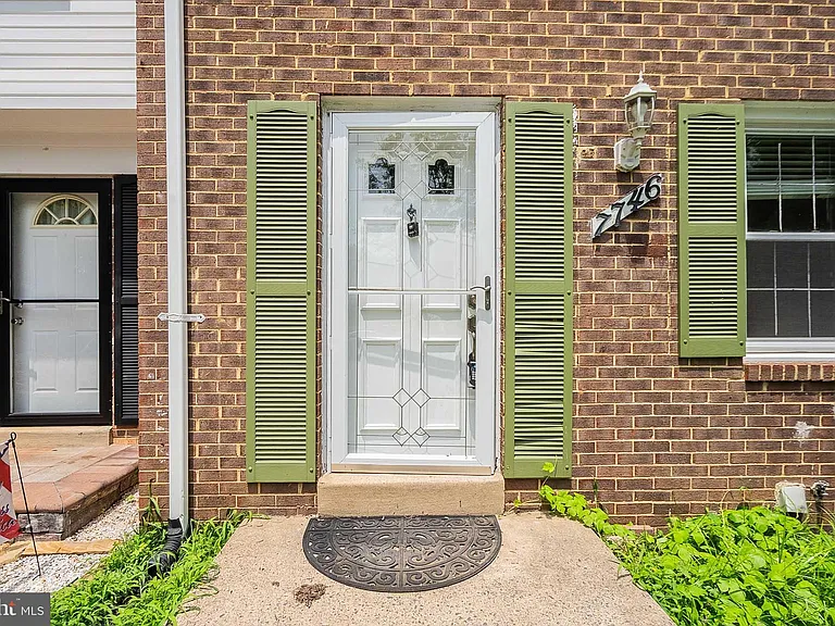 7746 Brandeis Way — Photo 4