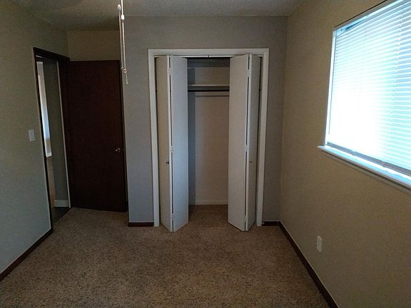 5th image of 4808 Park Vista Dr