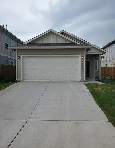 6404 Gunflint Dr — Photo 1