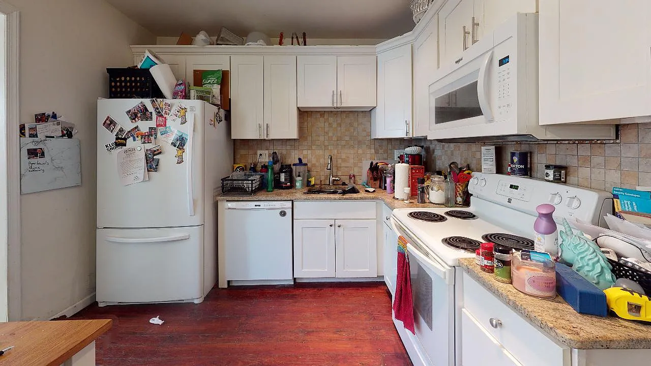 3054 Chatham St — Photo 4