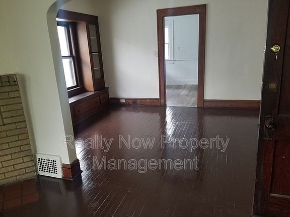 3rd image of 15803 Huntmere Ave #1