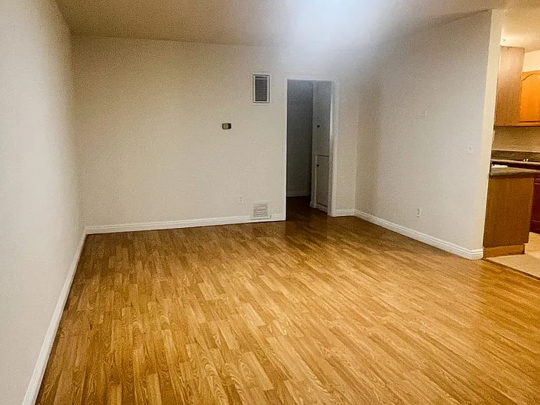 826 Harvard, LLC — Photo 2