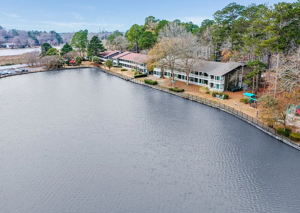 Sandpiper Apartments