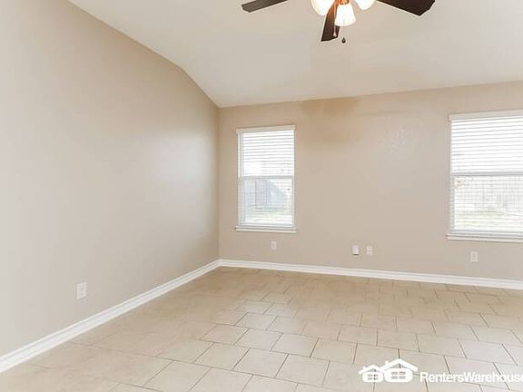 4th image of 4027 Salado Crst