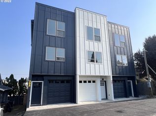 305 Myrtle St, Oregon City, OR 97045