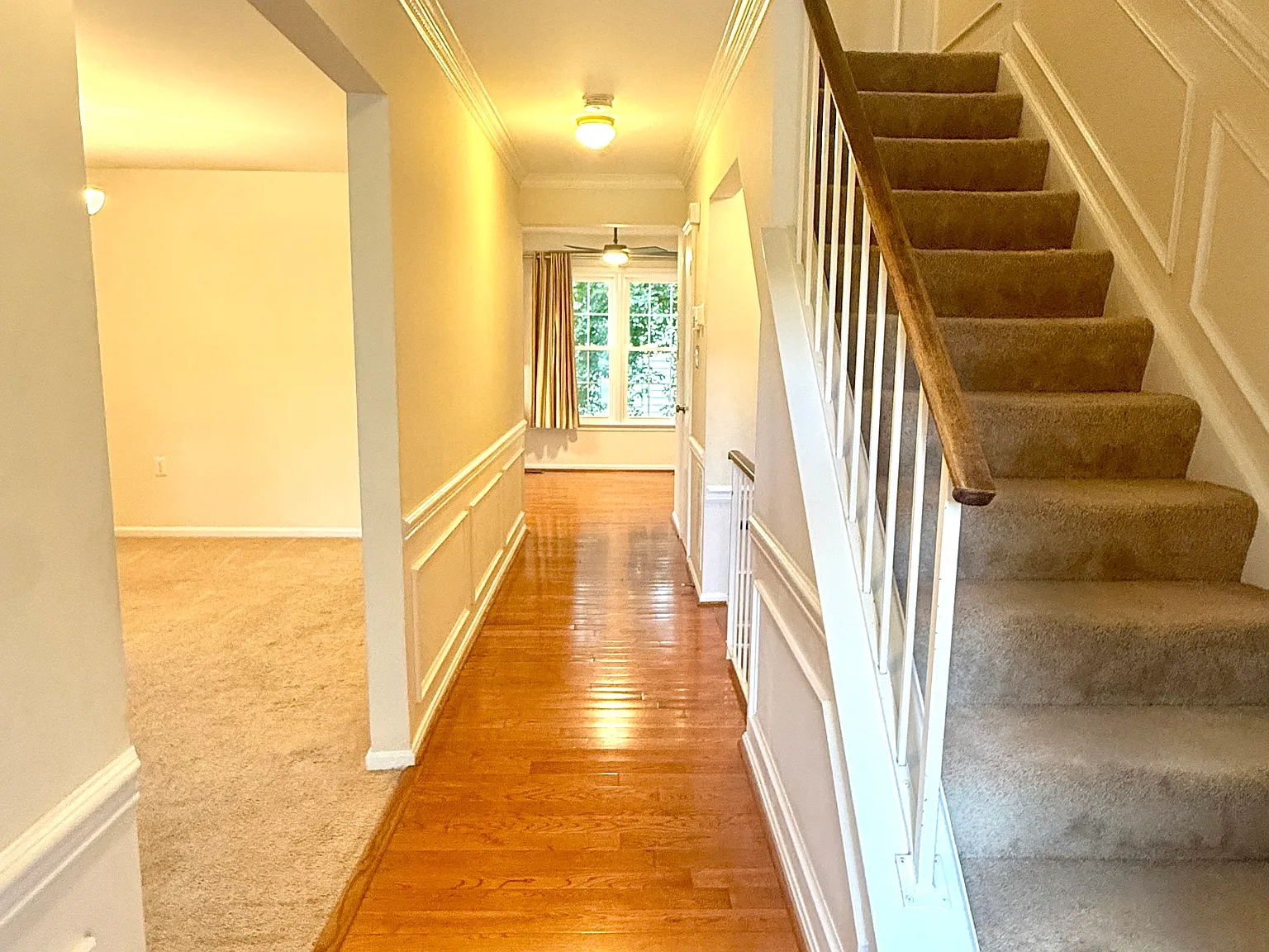 3 bed, 2.5 bath, 1616 sqft, $2,950 — Photo 4