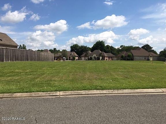 5th image of 100 Dunvegan Ct