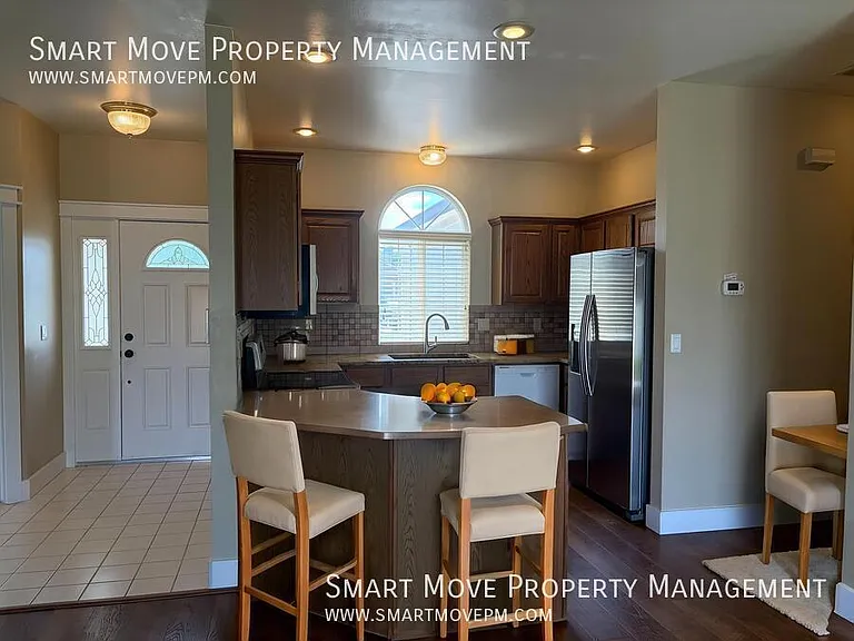 682 W Criterion St — Photo 6
