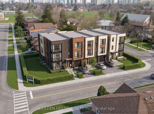 260 Moore Park Ave, Toronto, ON M2M1N6