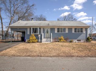 205 Arrowhead Park Dr, Brick, NJ 08724