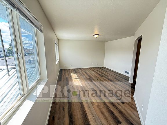 3rd image of 2137 Stace St APT 1